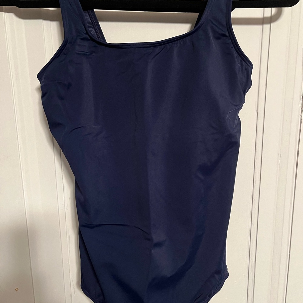 Lands’ End Women's Tummy Control Chlorine Resistant Soft Cup Tugless Swimsuit